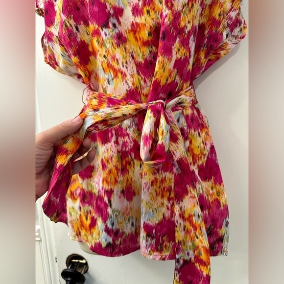 Como M Abstract Floral Belted Tunic Top, Vibrant Pink Yellow Print, Size M - Picture 7 of 11